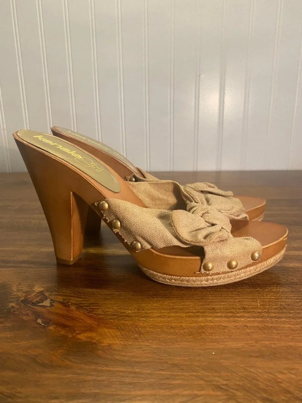 Kensie Girl - Jett Bow Platform Mule Heeled Sandals - Tan/Gold Flecked - 8.5 - Picture 1 of 12